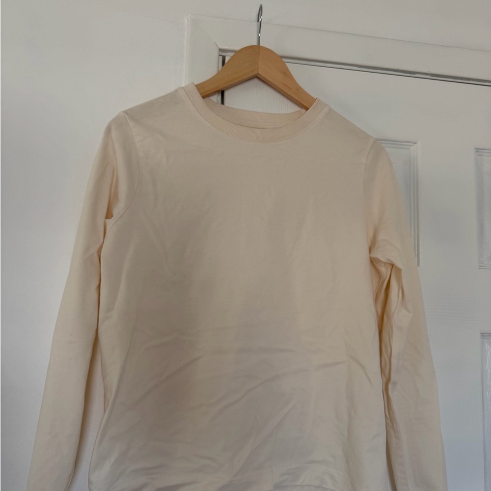 Women's Long Sleeve Tee in Off-White GOts certified organic cotton